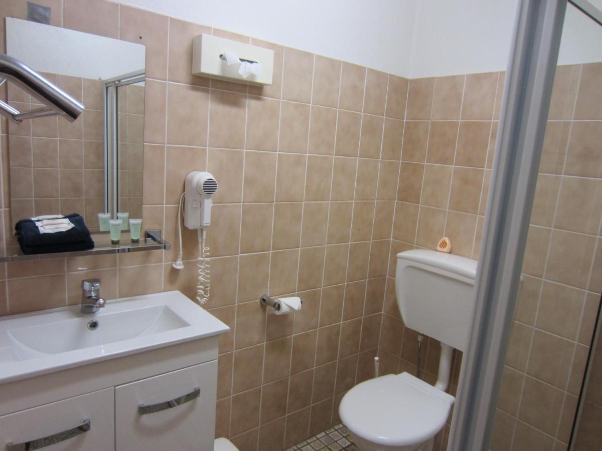 Cowra Crest Motel Ngoại thất bức ảnh