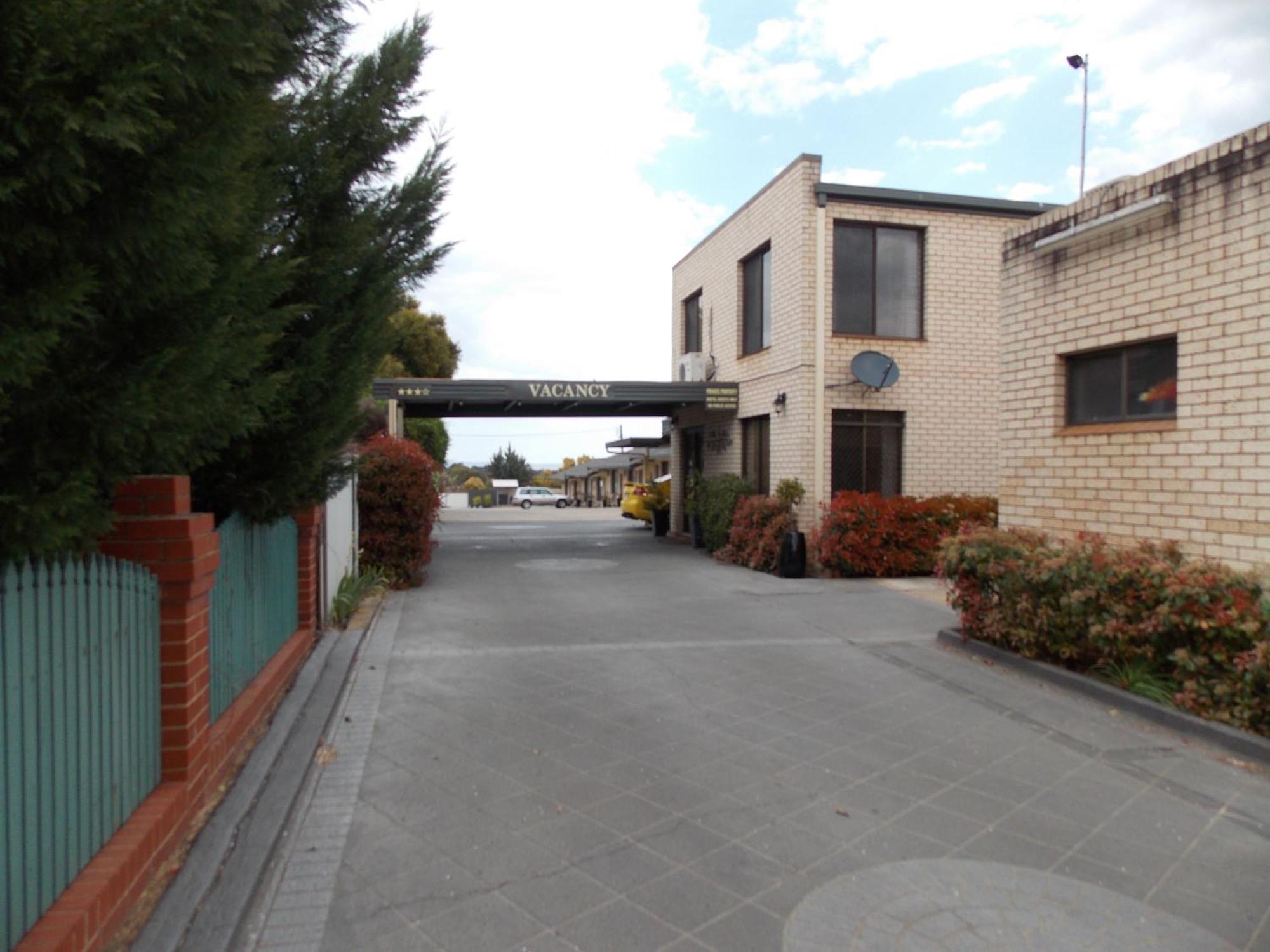 Cowra Crest Motel Ngoại thất bức ảnh