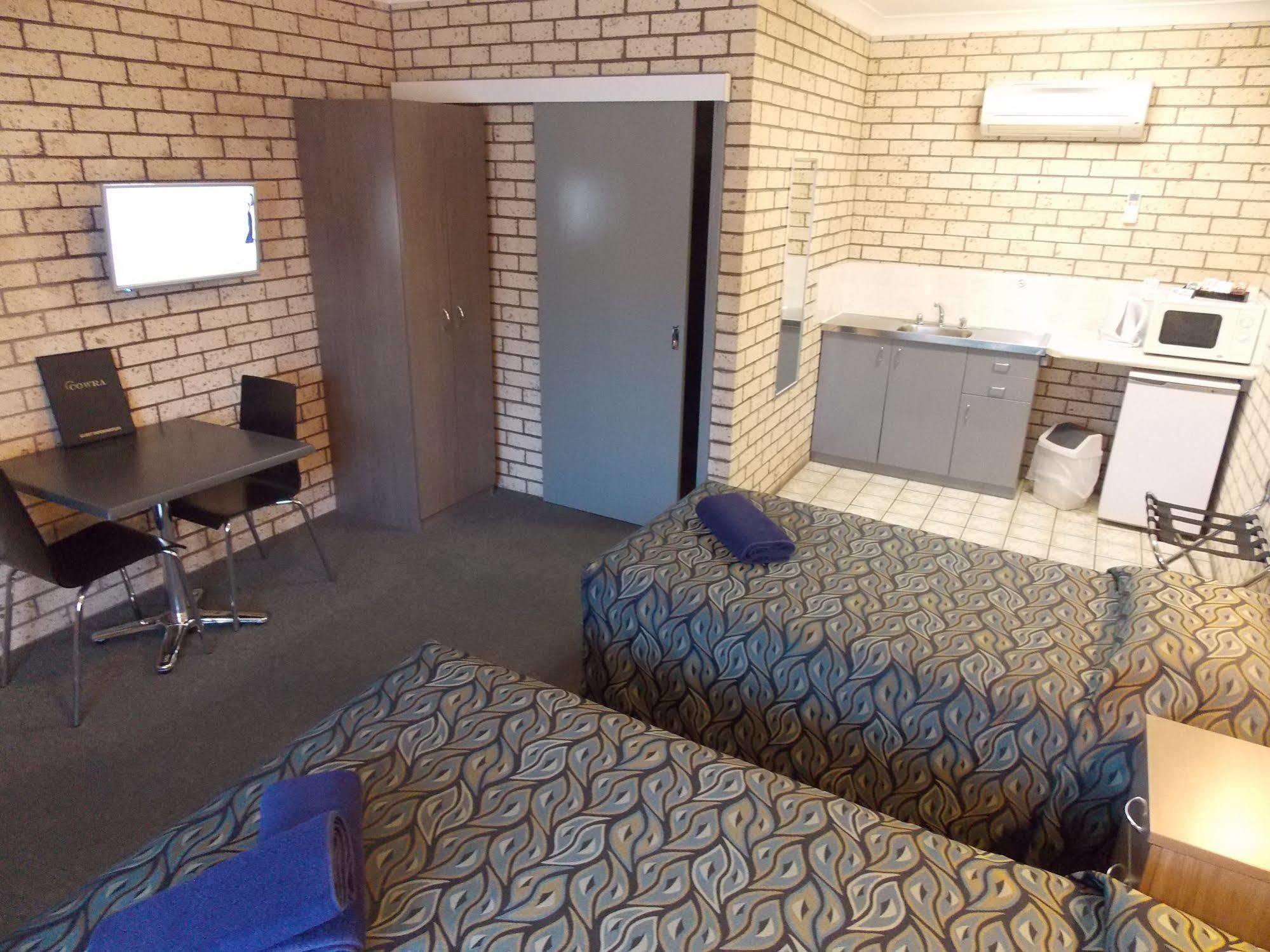 Cowra Crest Motel Ngoại thất bức ảnh