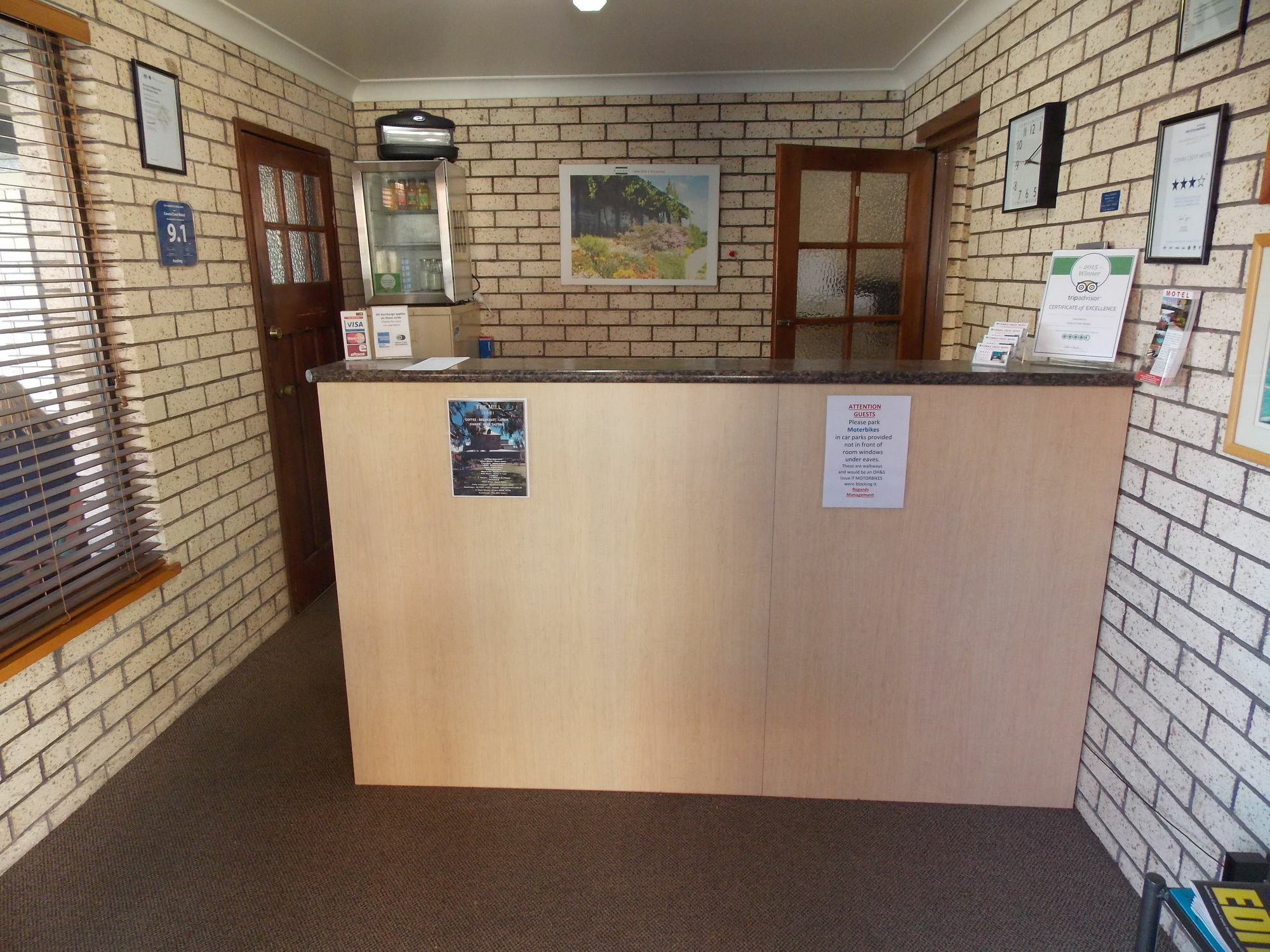 Cowra Crest Motel Ngoại thất bức ảnh
